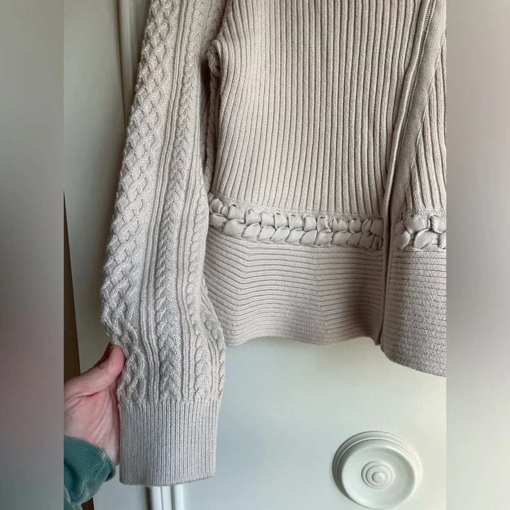 Soft cream jacket - Picture 6 of 6